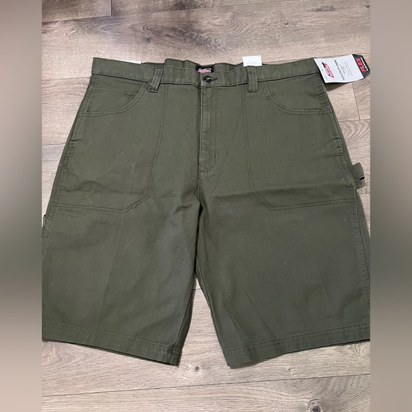 Dickies Flex Utility Shorts Size 38 New - Picture 1 of 5